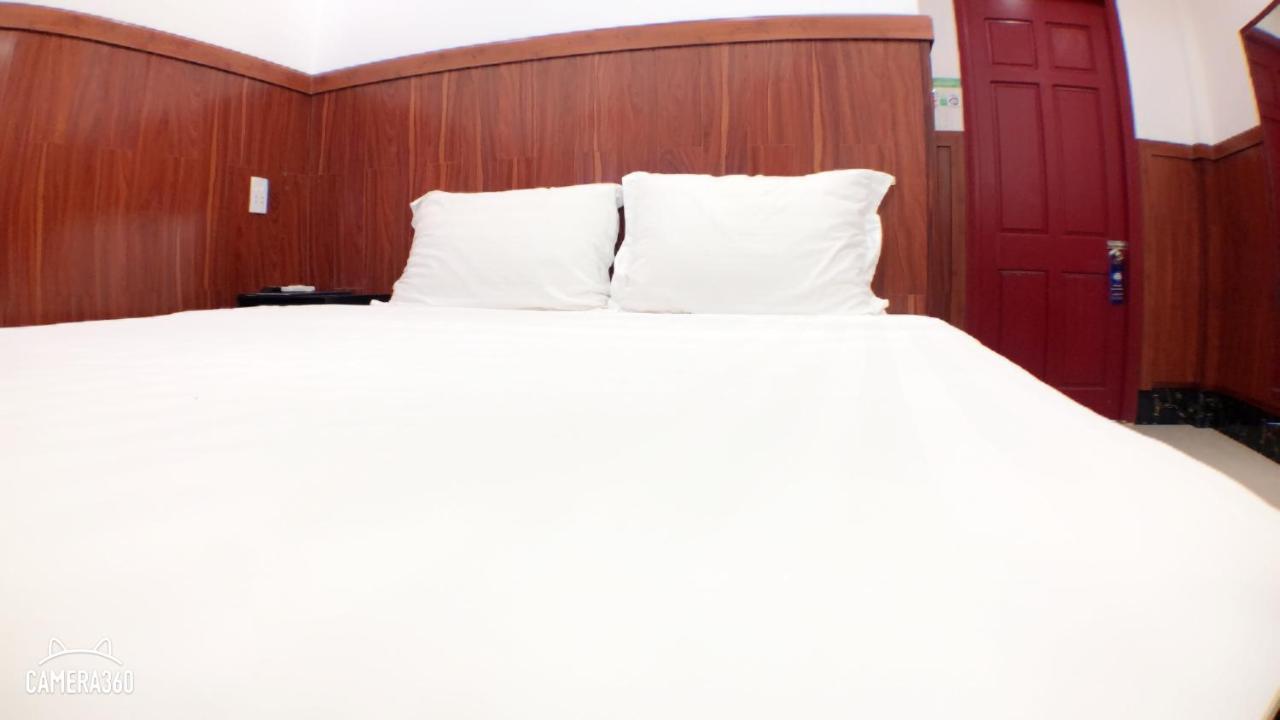 Ha Phat Hotel Duong Dong  외부 사진