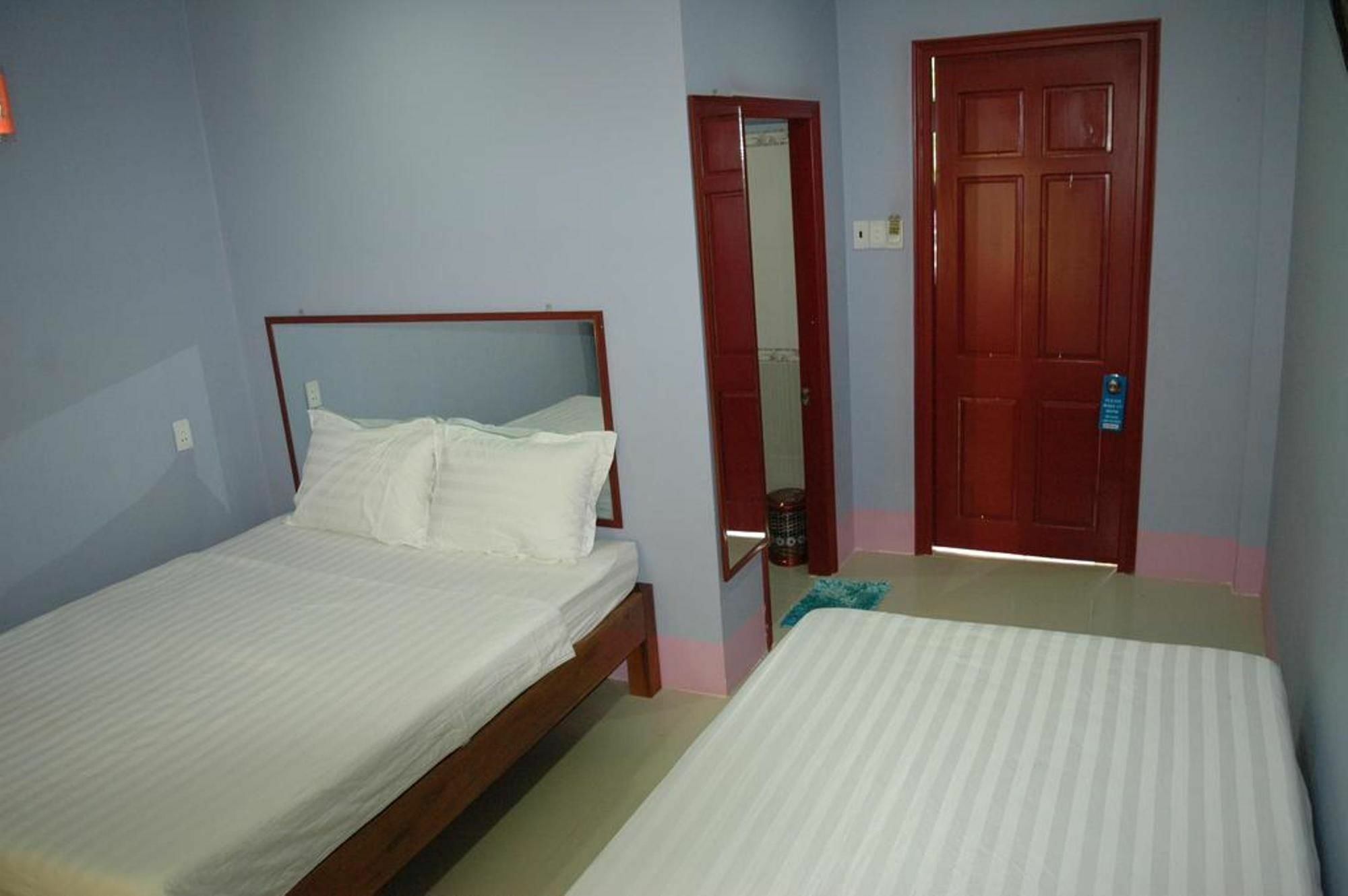 Ha Phat Hotel Duong Dong  외부 사진