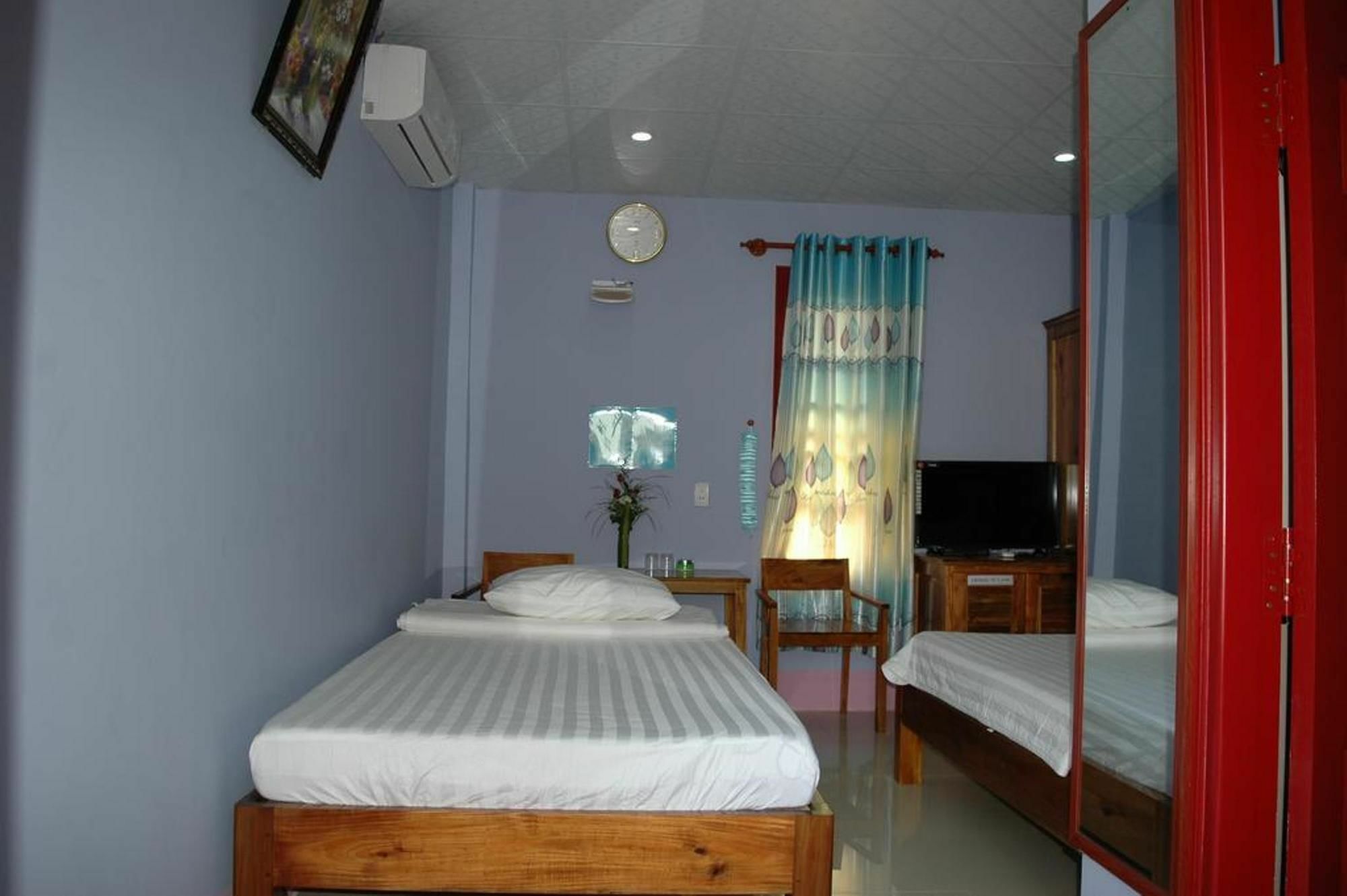 Ha Phat Hotel Duong Dong  외부 사진